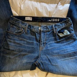 Gap “sexy boyfriend” straight leg good condition soft denim size 28